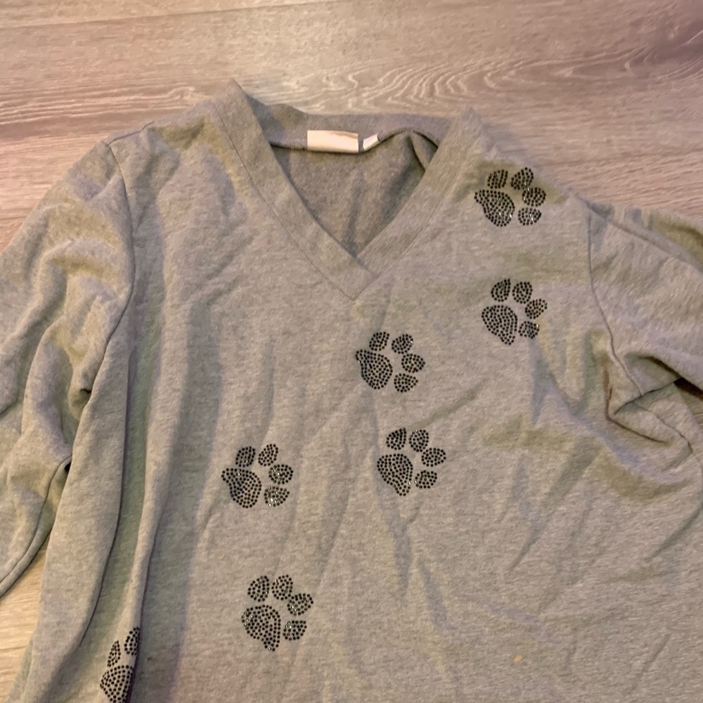Dog prong sweater
